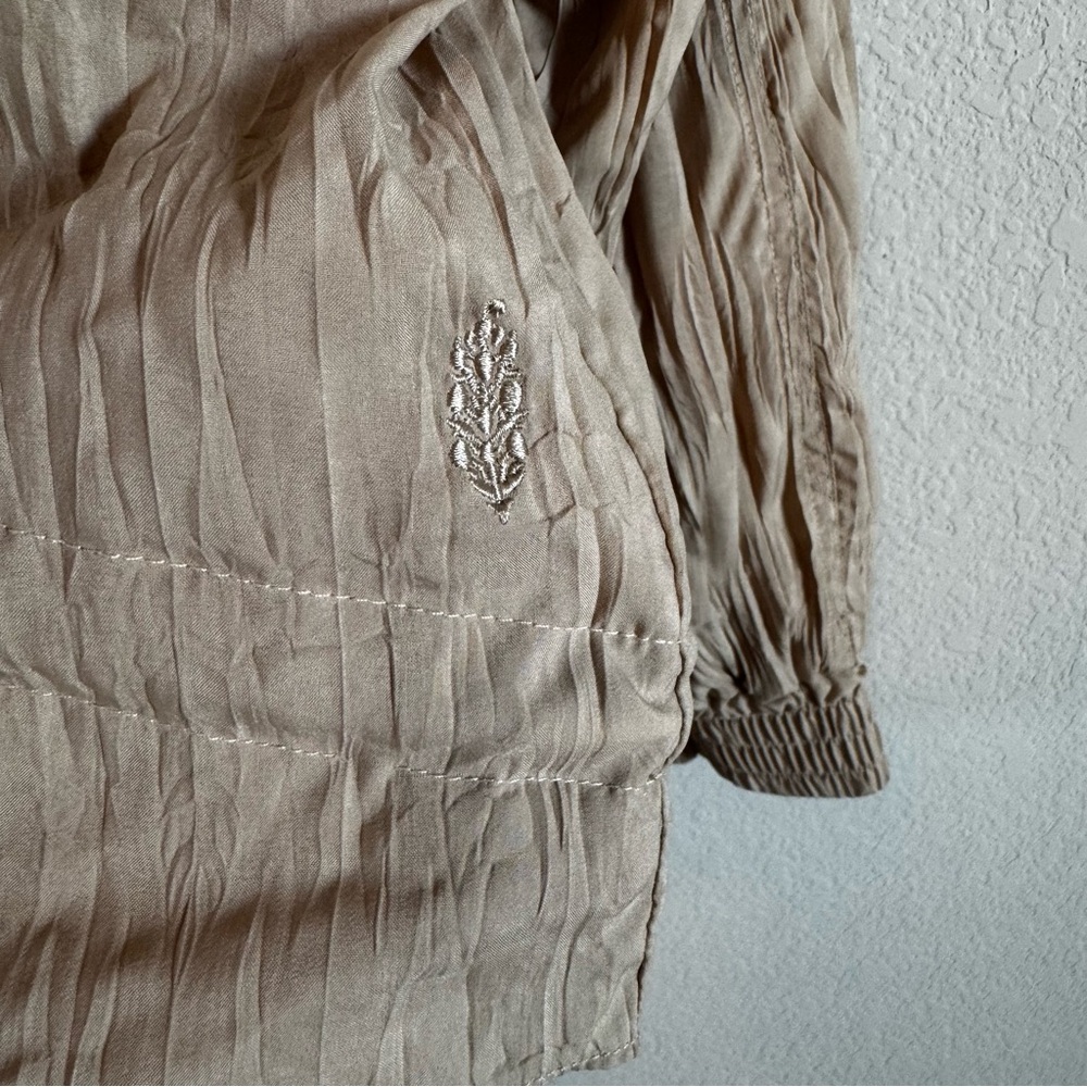 Free People Movement Let's Go Out Tan White Ruffle Pullover Jacket Size M - Picture 5 of 10